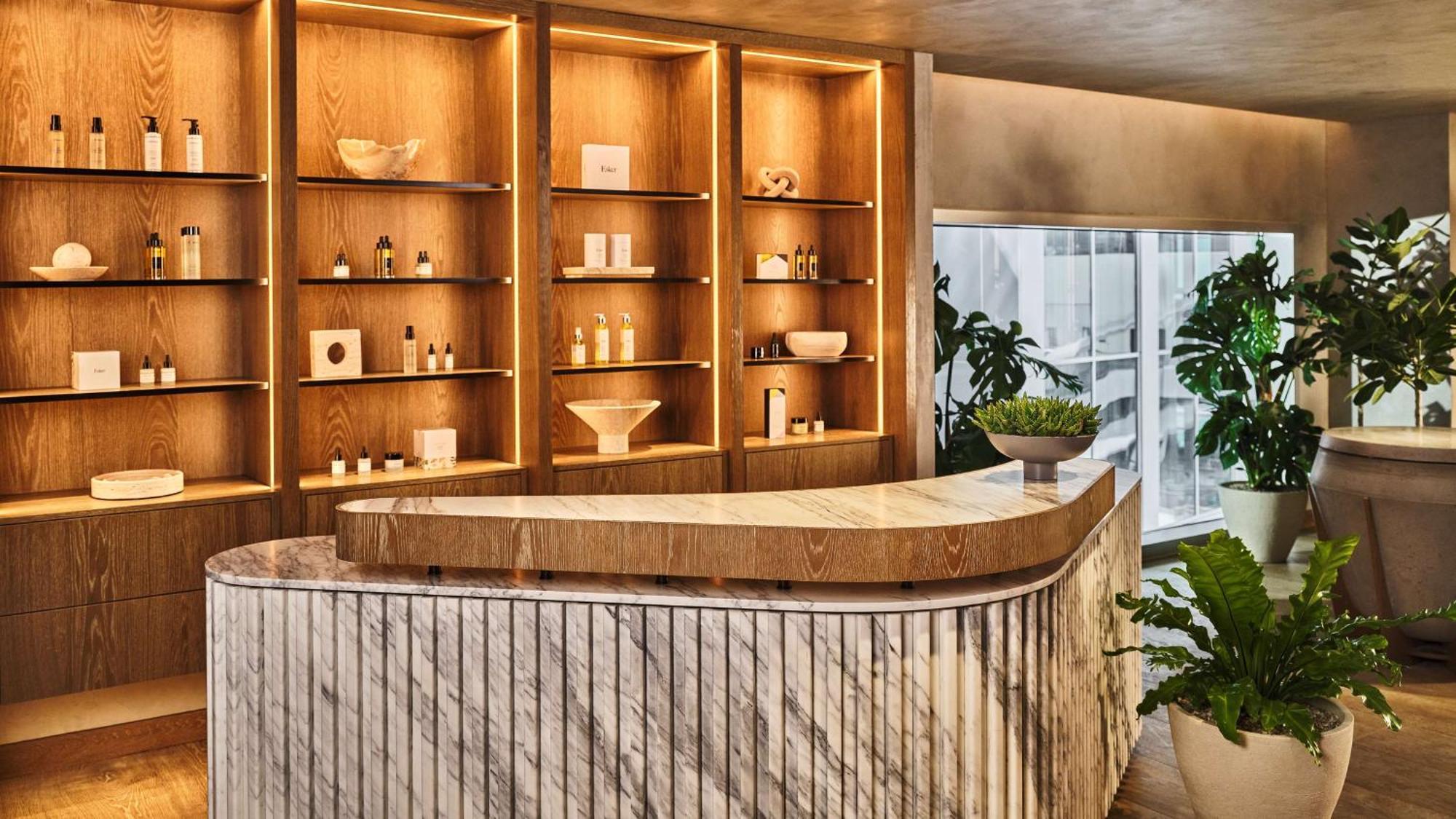 Hotel Conrad Angeles 5*