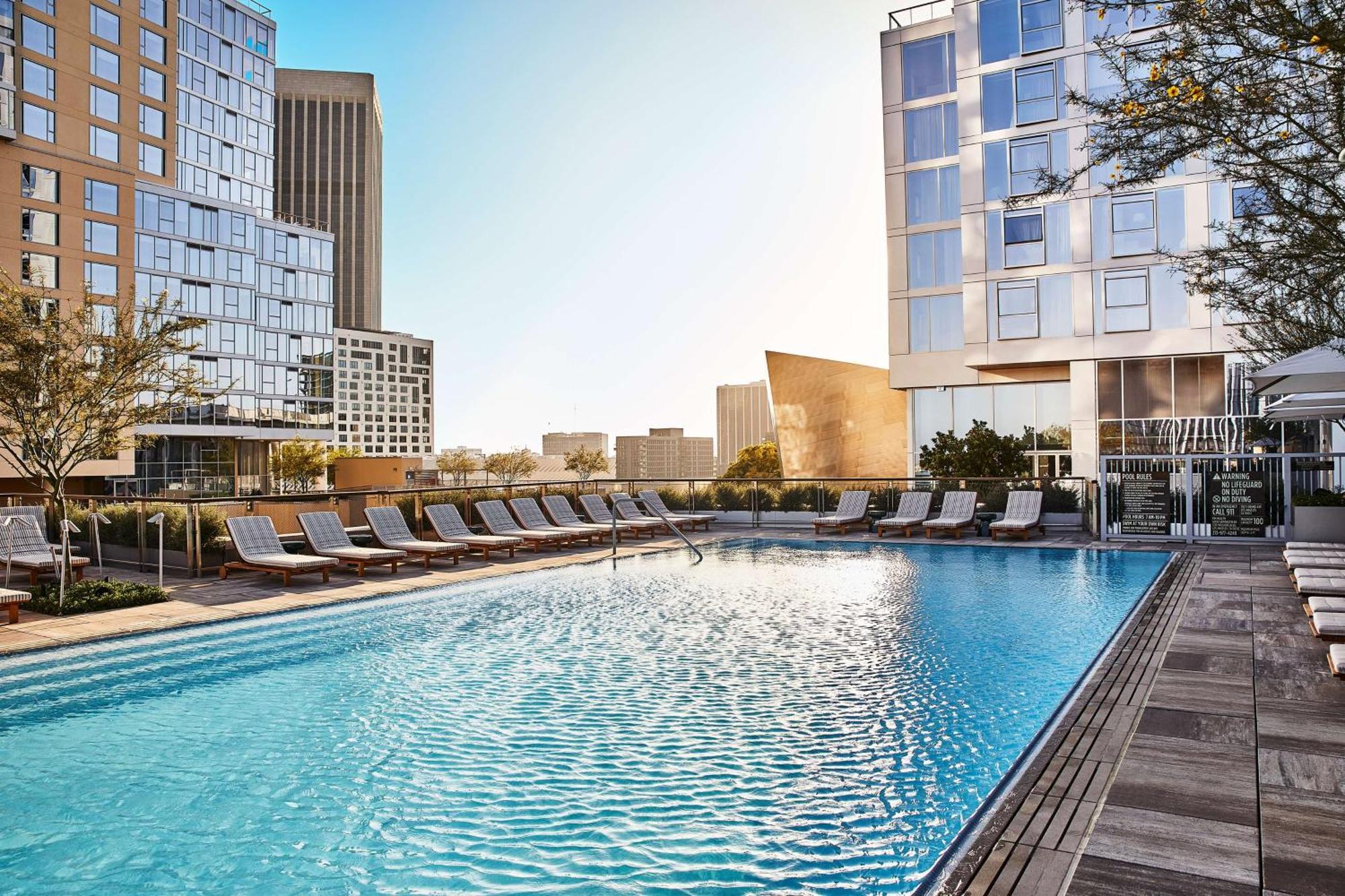 Hotel Conrad